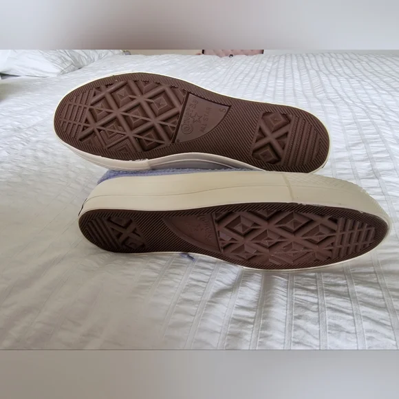 CONVERSE Chuck Taylor All Star Sherpa Platform Trainers Shoes Ghost BNIB UK 5 - Picture 6 of 8